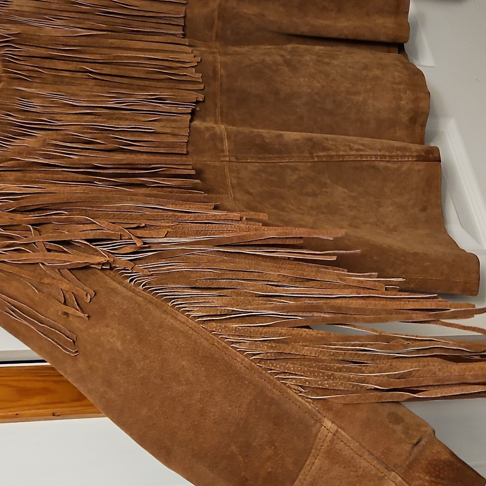 Brown Leather Jacket with Rustic Texture and Weathered Look - Picture 5 of 6